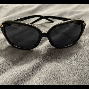Fashion Sunglasses Black w/Snake Detail